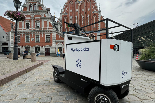 EV Cargo scooter